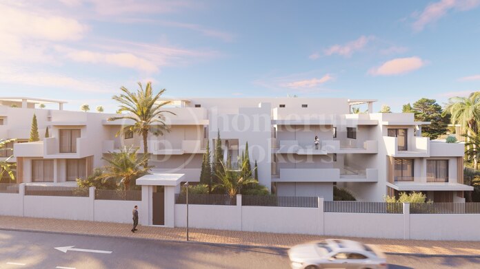 Penthouse Royale - Beachside in the New Golden Mile, Estepona