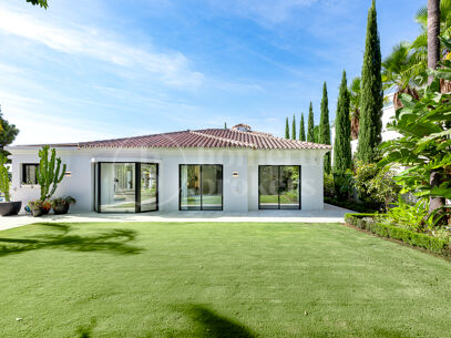 Casa Los 3 Olivos – Luxury Villa in Cascada de Camoján, Marbella