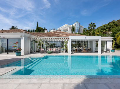 Casa Los 3 Olivos – Luxury Villa in Cascada de Camoján, Marbella
