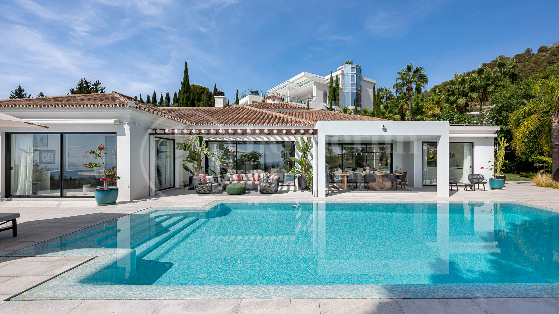 Casa Los 3 Olivos – Luxury Villa in Cascada de Camoján, Marbella
