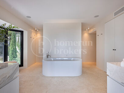 Casa Los 3 Olivos – Luxury Villa in Cascada de Camoján, Marbella
