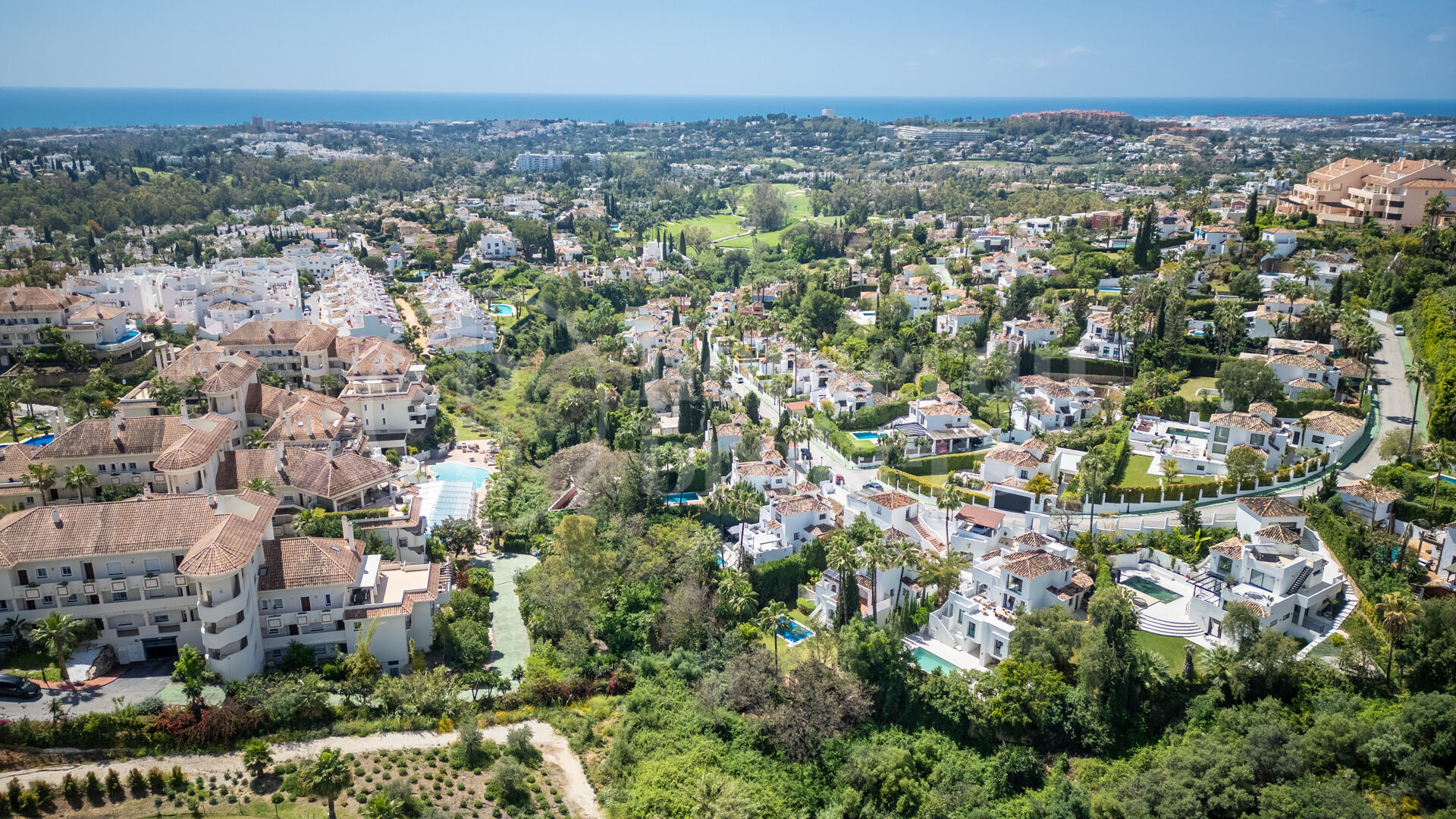 Villa Lucalle – Nyckelfärdigt Projekt i Los Naranjos Hill Club, Marbella