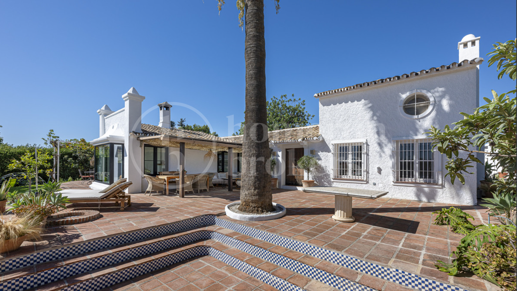 Casa Isabella - Charmig rustik villa i Guadalmina Alta
