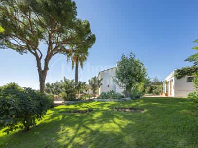 Casa Isabella - Charmig rustik villa i Guadalmina Alta
