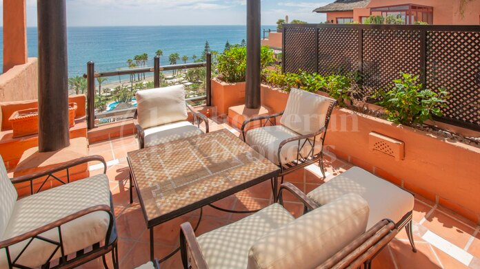 Penthouse Kempinski - Beachfront with world class amenities, Estepona East