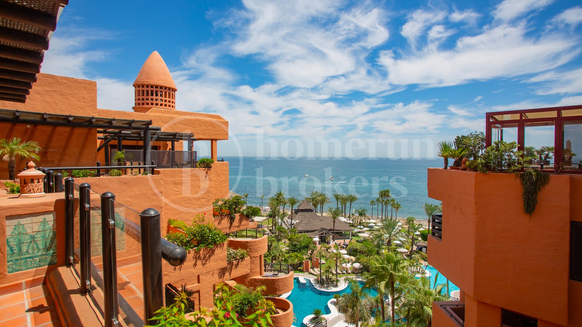 Penthouse Kempinski - Beachfront with world class amenities, Estepona East