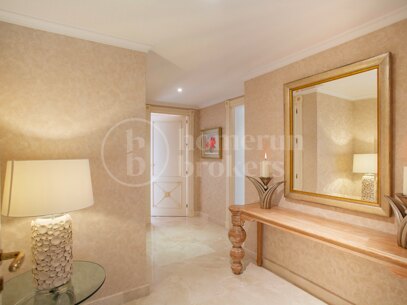 Penthouse Kempinski - Strandläge med lyxiga bekvämligheter i världsklass, Estepona East