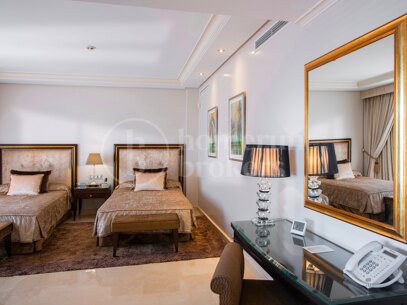 Penthouse Kempinski - Strandläge med lyxiga bekvämligheter i världsklass, Estepona East