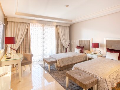 Penthouse Kempinski - Strandläge med lyxiga bekvämligheter i världsklass, Estepona East