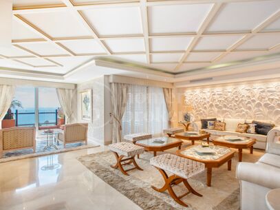 Penthouse Kempinski - Beachfront with world class amenities, Estepona East