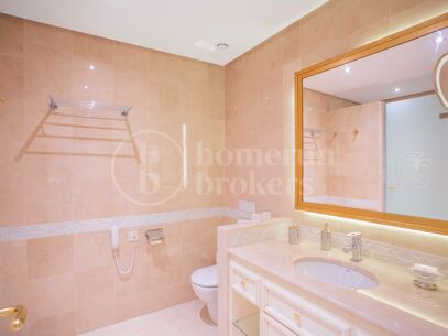 Penthouse Kempinski - Beachfront with world class amenities, Estepona East