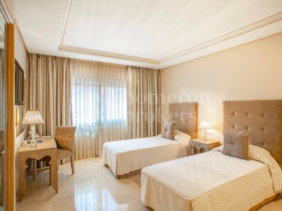 Penthouse Kempinski - Strandläge med lyxiga bekvämligheter i världsklass, Estepona East