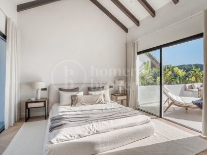 Lomas 311- Beautiful Duplex Penthouse in La Quinta