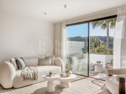 Lomas 311- Beautiful Duplex Penthouse in La Quinta
