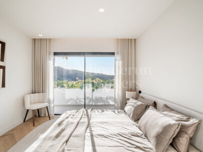 Lomas 311- Beautiful Duplex Penthouse in La Quinta