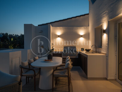 Lomas 311- Beautiful Duplex Penthouse in La Quinta