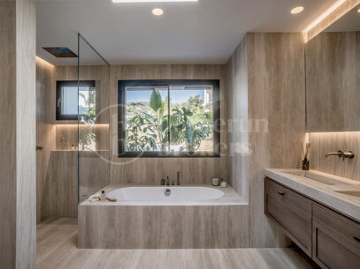 Lomas 311 - Vacker Duplex Penthouse i La Quinta