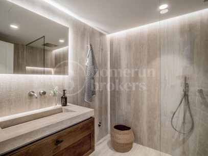 Lomas 311- Beautiful Duplex Penthouse in La Quinta