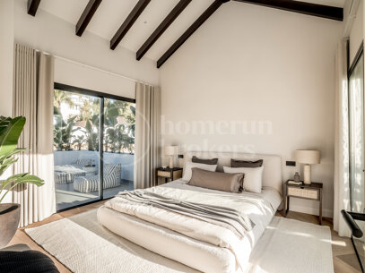 Lomas 311- Beautiful Duplex Penthouse in La Quinta