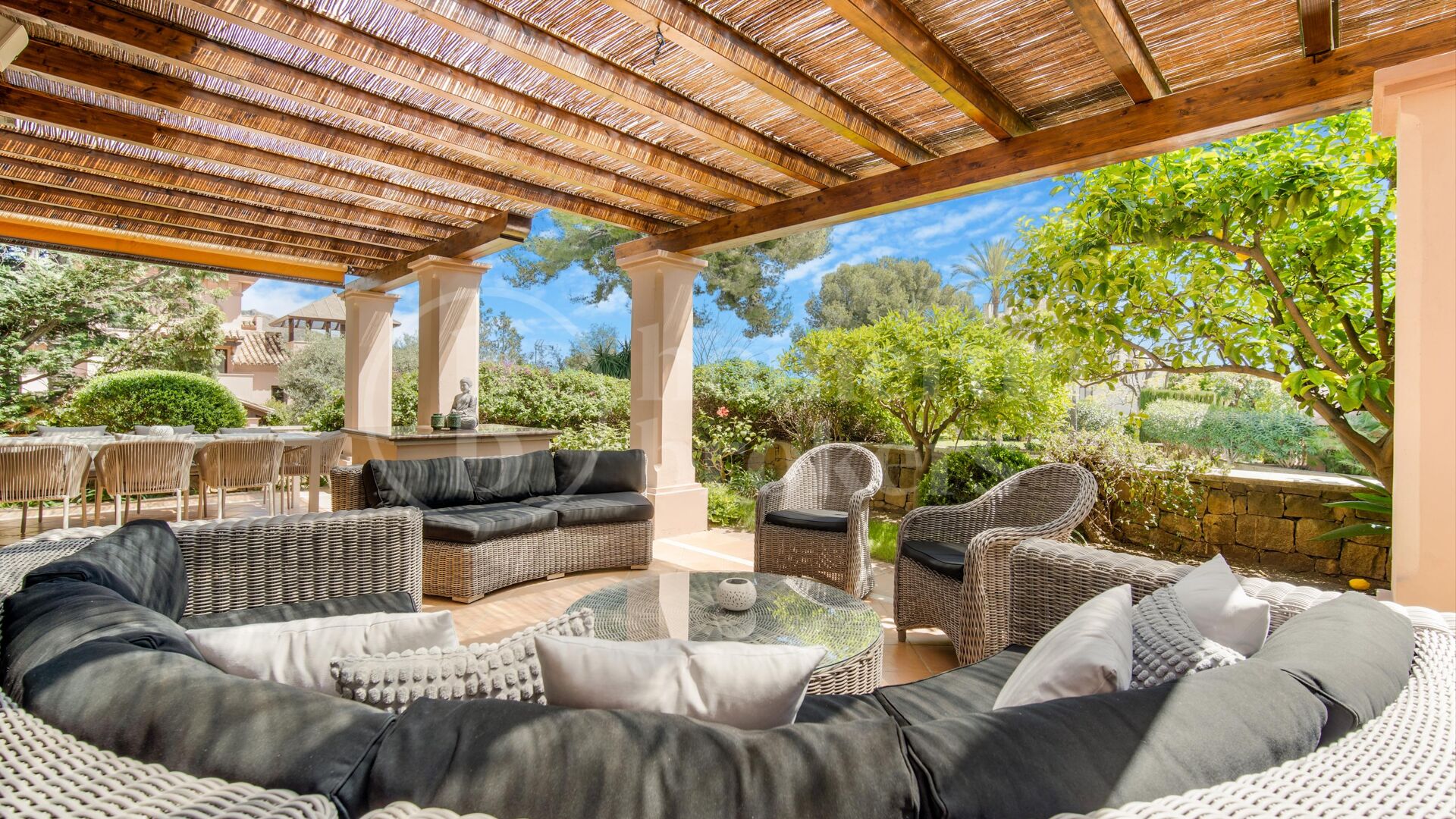 Casa Terra - Elegant Townhouse in Cascada de Camoján