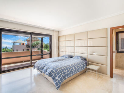 Casa Terra - Elegant Townhouse in Cascada de Camoján