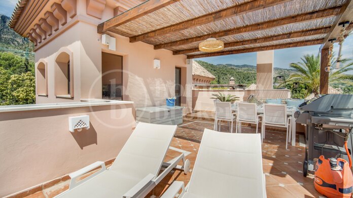 Casa Terra - Elegant Townhouse in Cascada de Camoján