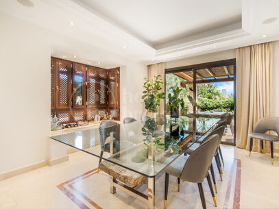 Casa Terra - Elegant Townhouse in Cascada de Camoján