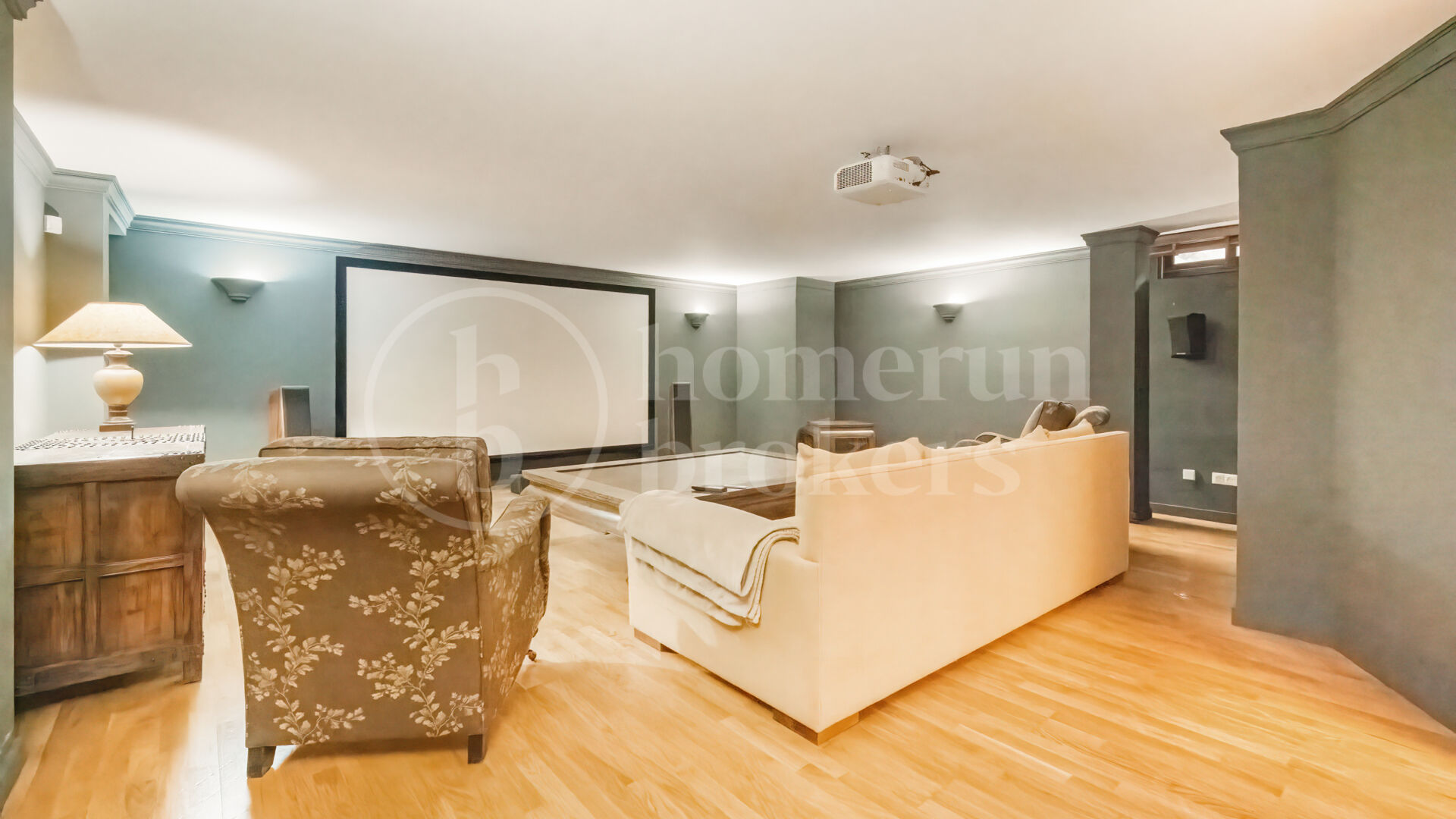 Casa Terra - Elegant Townhouse in Cascada de Camoján