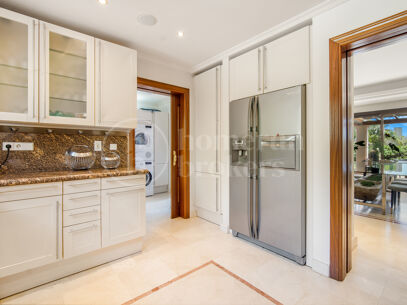Casa Terra - Elegant Townhouse in Cascada de Camoján