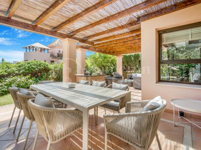Casa Terra - Elegant Townhouse in Cascada de Camoján