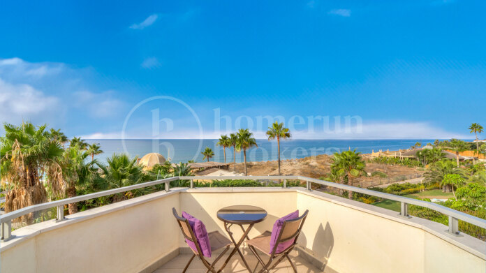 Villa Costa Bella - Beachside Villa in Marbella East