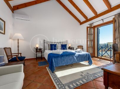 Villa Maravilla - Andalucian style Villa in El Madroñal