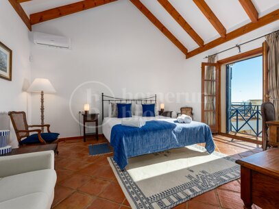 Villa Maravilla - Andalucian style Villa in El Madroñal