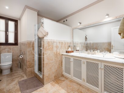 Villa Maravilla - Andalucian style Villa in El Madroñal