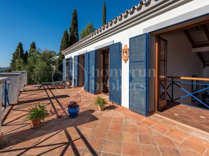 Villa Maravilla - Andalucian style Villa in El Madroñal