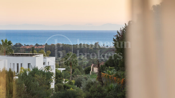 Villa Neive - Modern Villa in Gated Community Benahavis