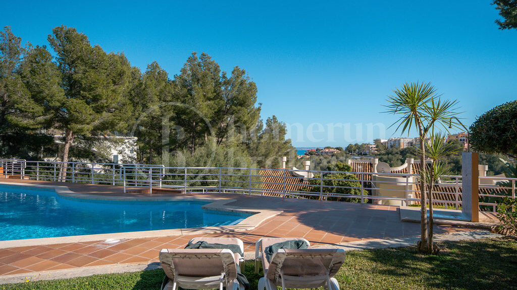 Apartment L’Oasis – Lyxlägenhet med golf- och havsutsikt i Bendinat