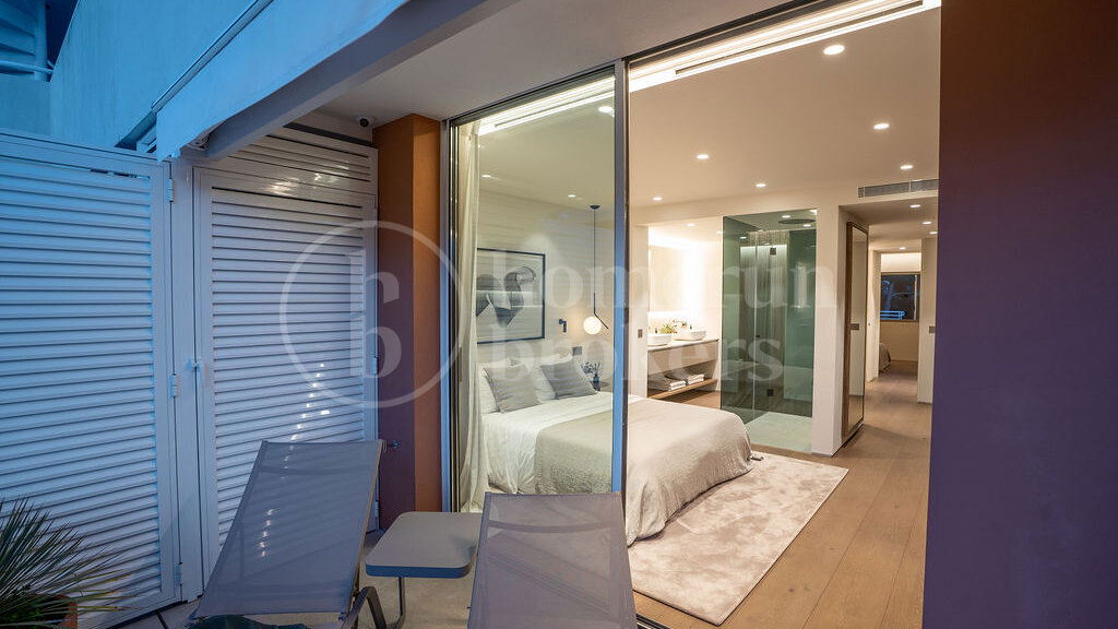 Apartment L’Oasis – Lyxlägenhet med golf- och havsutsikt i Bendinat