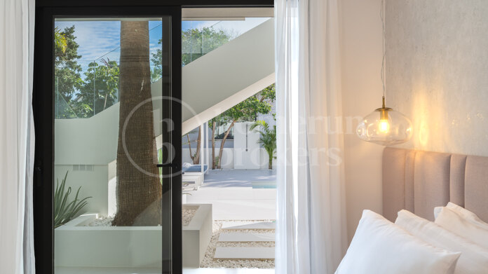 Villa Vista Marbesa - Newly Renovated Villa in Marbella East