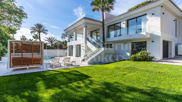 Villa Vista Marbesa - Newly Renovated Villa in Marbella East