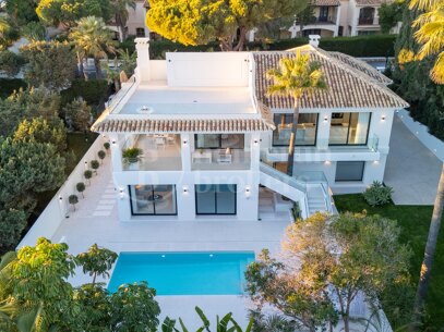 Villa Vista Marbesa - Newly Renovated Villa in Marbella East
