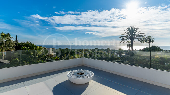 Vista Marbesa - Newly Renovated Villa in Marbella East