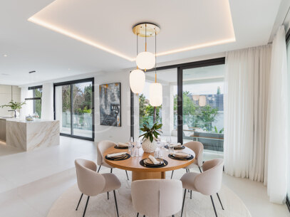 Villa Vista Marbesa - Newly Renovated Villa in Marbella East