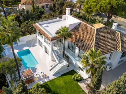 Villa Vista Marbesa - Newly Renovated Villa in Marbella East