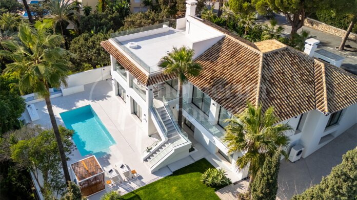 Villa Vista Marbesa - Newly Renovated Villa in Marbella East