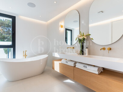 Villa Vista Marbesa - Newly Renovated Villa in Marbella East