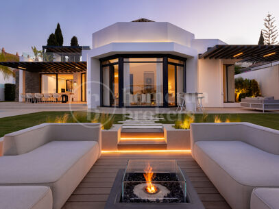 Villa Vista Aloha - Luxury Villa in Aloha Golf, Nueva Andalucia