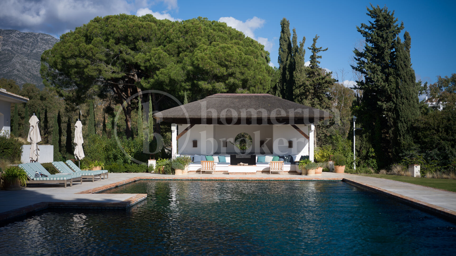Villa Golden Mile - Experience Unmatched Luxury