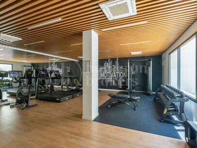 Apartment Jade Tower - Luxury Coastal Living Fuengirola