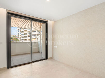 Apartment Jade Tower - Luxury Coastal Living Fuengirola